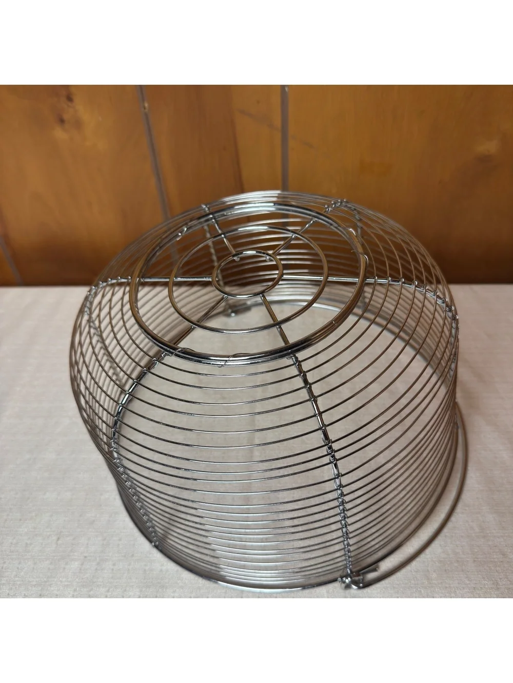 Vintage Round Wire Basket Metal Storage Basket Farmhouse Kitchen Decor 11 Inch